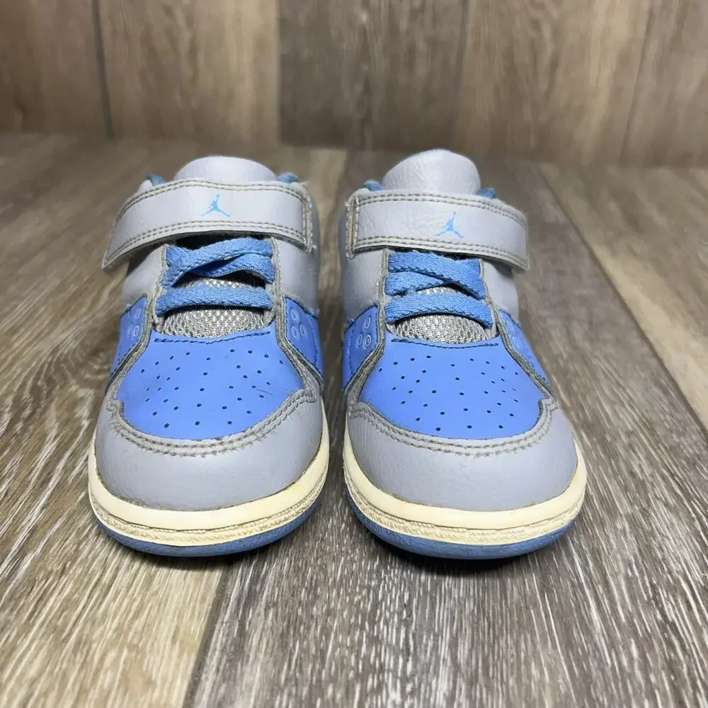 Nike Air Jordan 654954-401 Toddler Youth Size 8C Carolina Retro Blue Gray Shoes